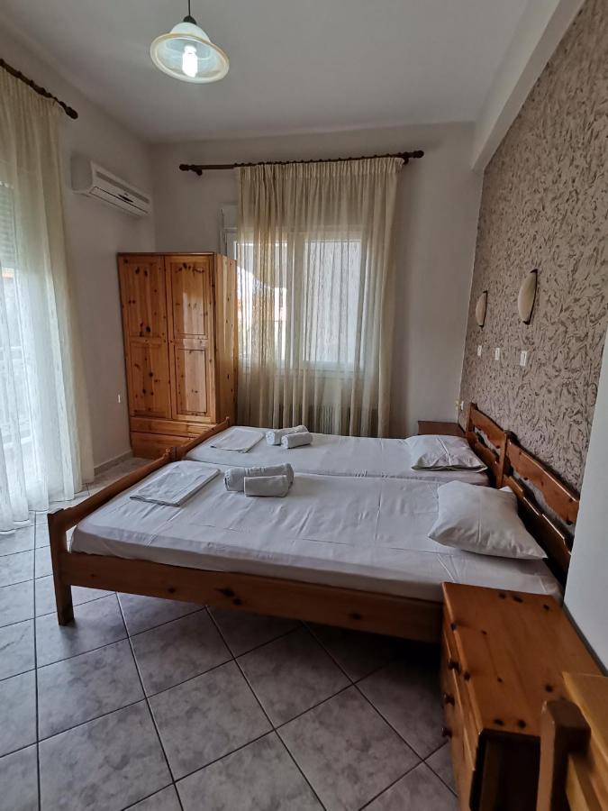 Helios Apartments يميناريا المظهر الخارجي الصورة
