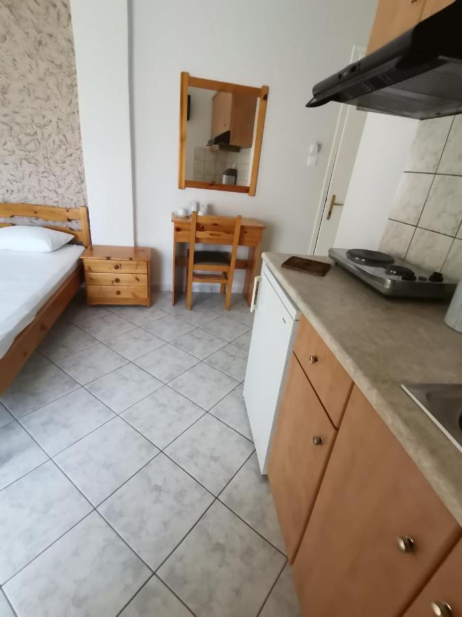 Helios Apartments يميناريا المظهر الخارجي الصورة