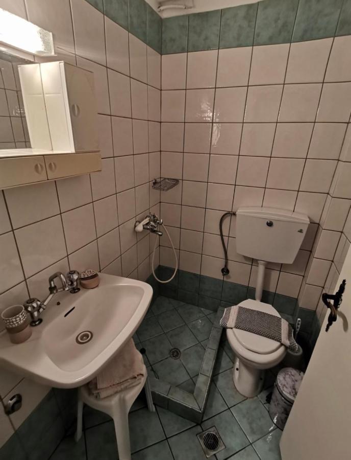 Helios Apartments يميناريا المظهر الخارجي الصورة