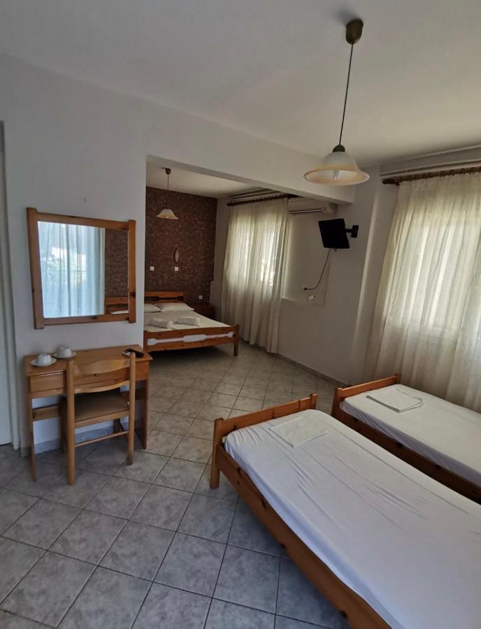 Helios Apartments يميناريا المظهر الخارجي الصورة