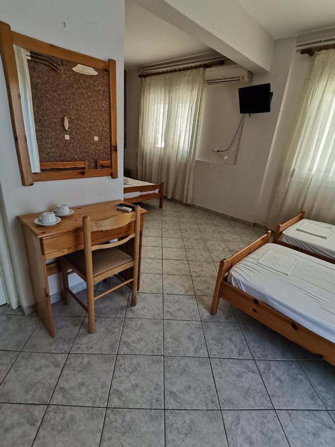 Helios Apartments يميناريا المظهر الخارجي الصورة