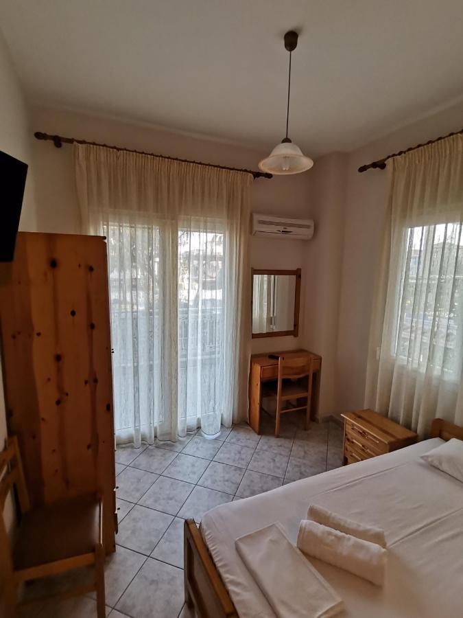 Helios Apartments يميناريا المظهر الخارجي الصورة
