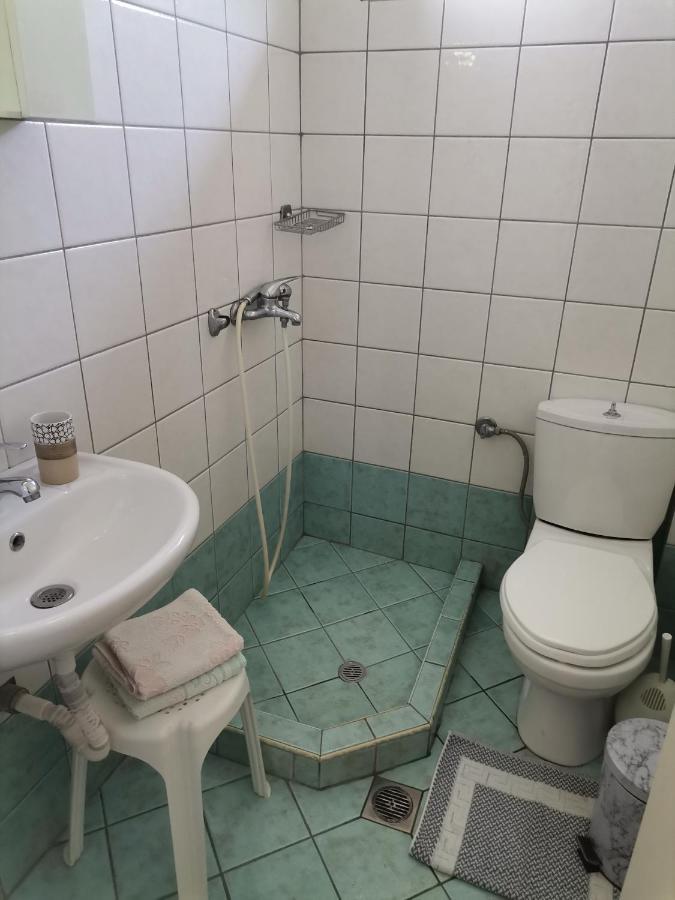 Helios Apartments يميناريا المظهر الخارجي الصورة
