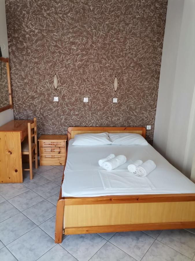 Helios Apartments يميناريا المظهر الخارجي الصورة