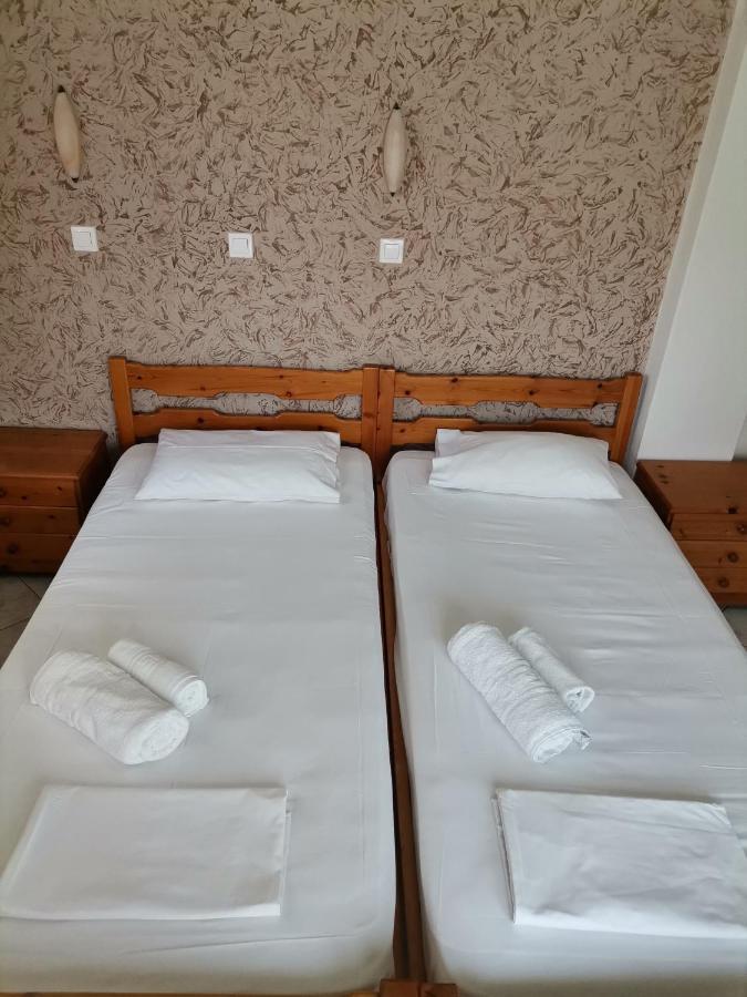 Helios Apartments يميناريا المظهر الخارجي الصورة